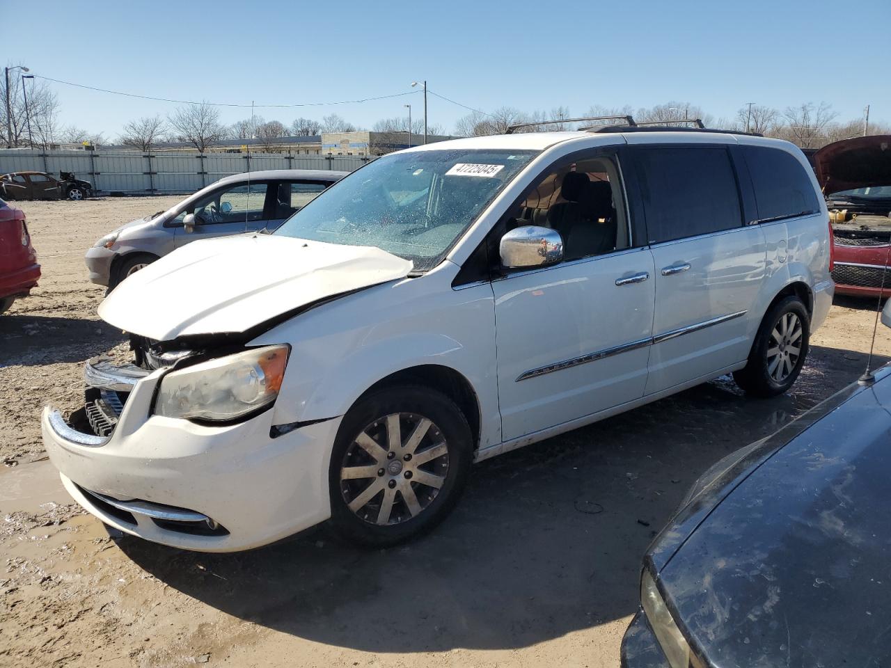 CHRYSLER TOWN & COUNTRY TOURING L