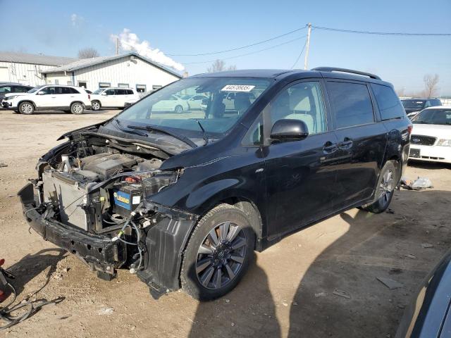 TOYOTA SIENNA LE