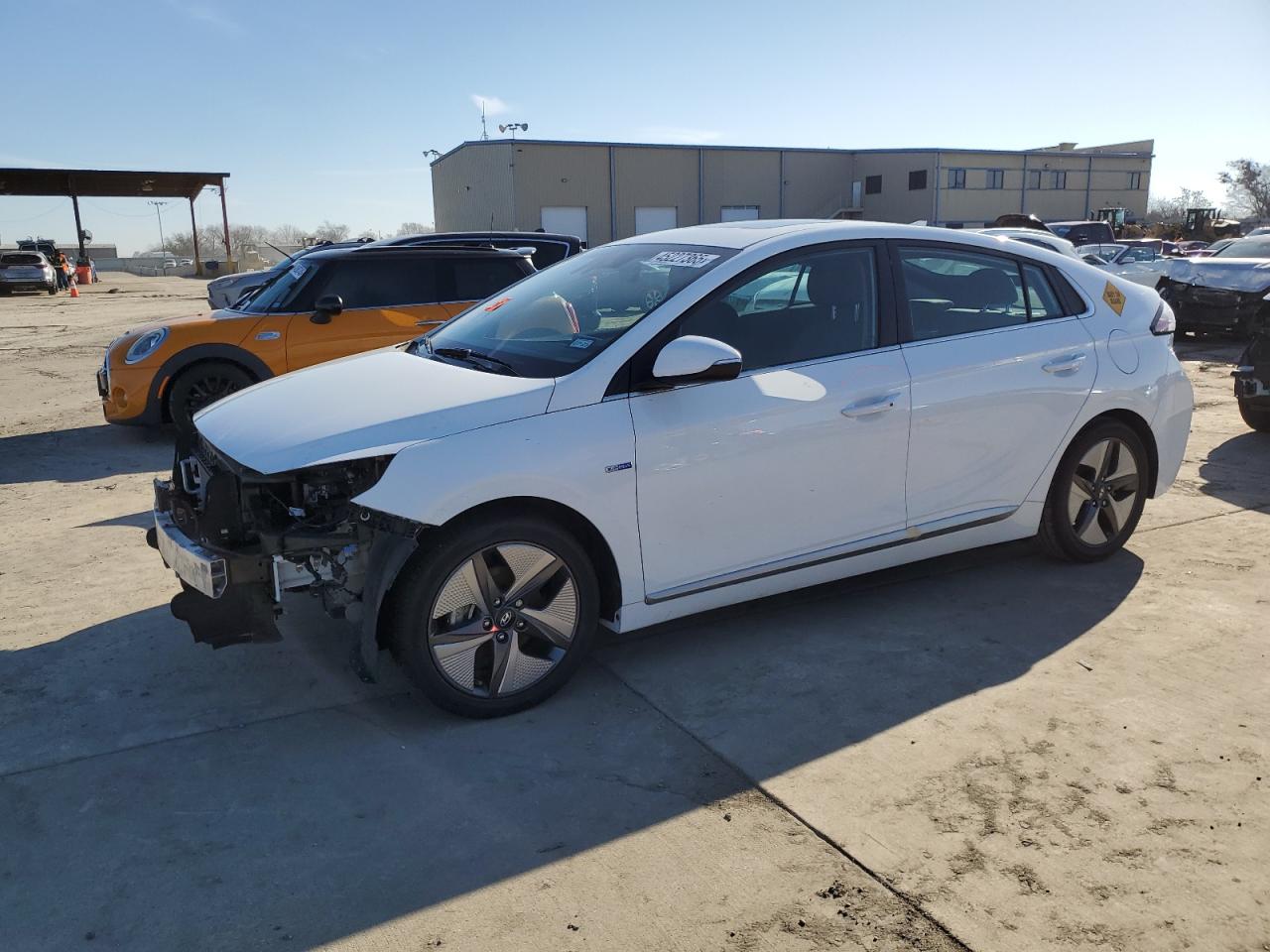 KMHC85LC7LU209737 HYUNDAI IONIQ SEL 2020