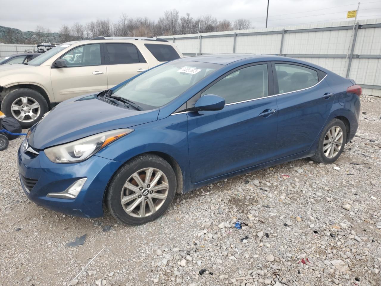 HYUNDAI ELANTRA SE
