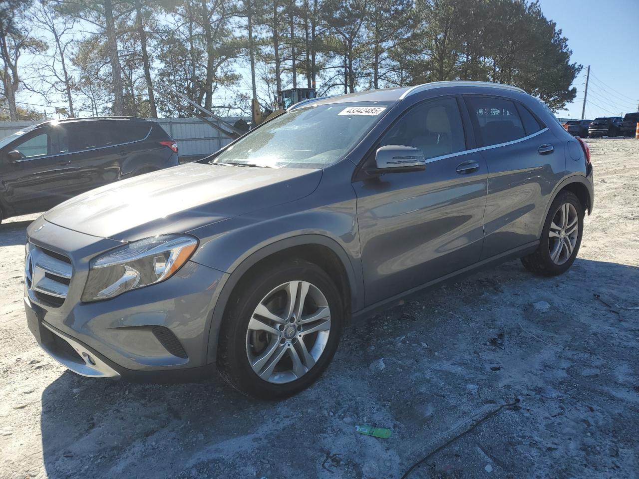 MERCEDES-BENZ GLA-CLASS 250 4MATIC