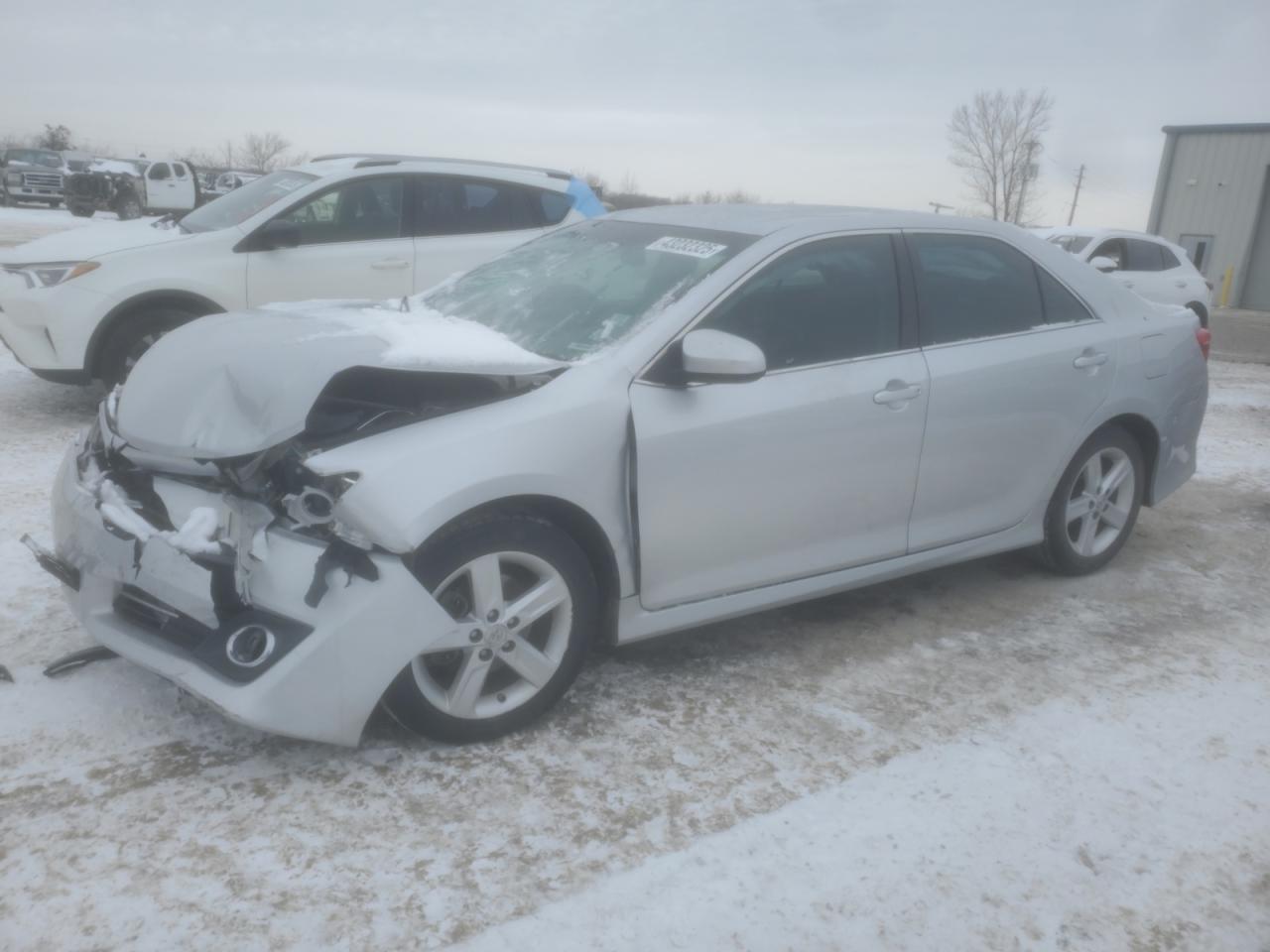 TOYOTA CAMRY L