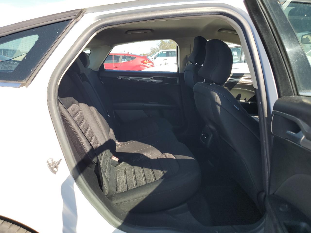 Lot #3305307344 2019 FORD FUSION SE