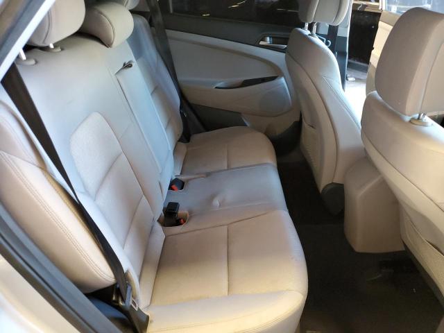 2018 HYUNDAI TUCSON SEL KM8J33A42JU760502