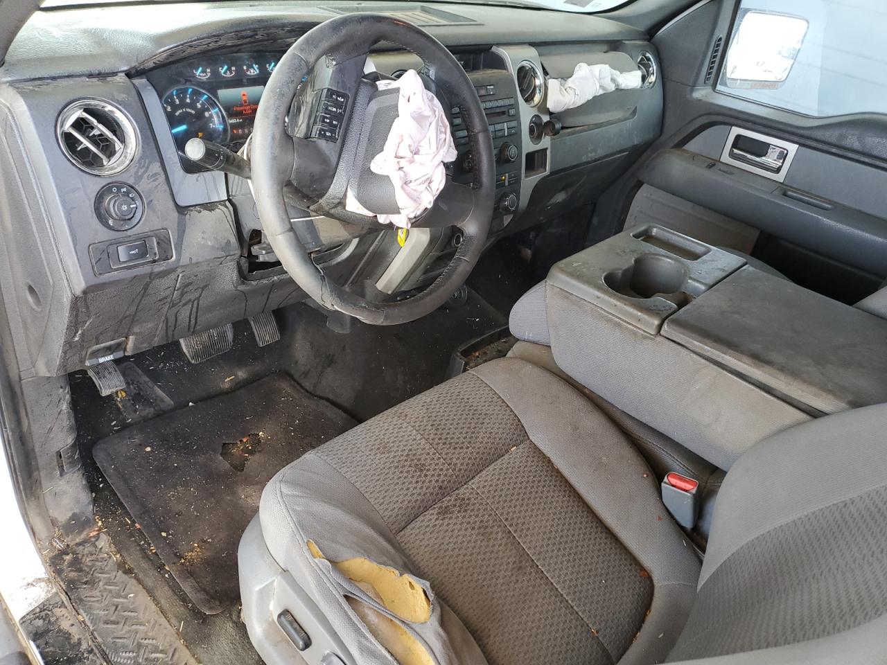 FORD F-150 SUPER CAB