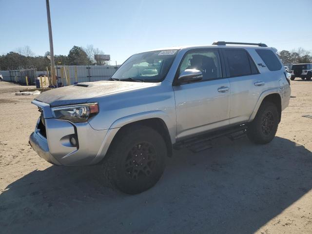 TOYOTA 4RUNNER SR