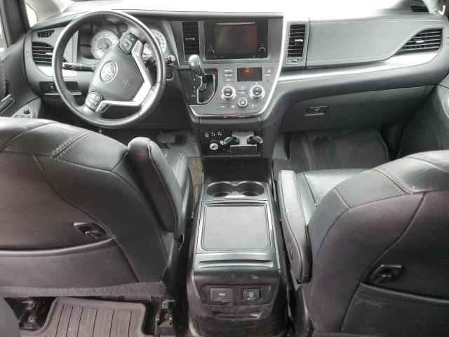 2017 TOYOTA SIENNA SE 5TDXZ3DC3HS884440