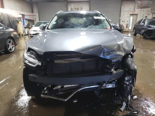 2018 VOLVO XC60 T5 LYV102RKXJB077791