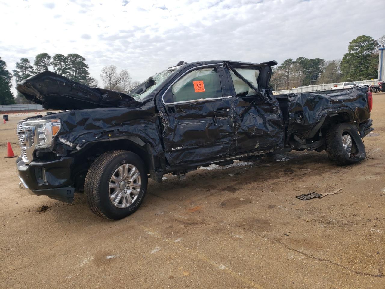 GMC SIERRA K2500 DENALI