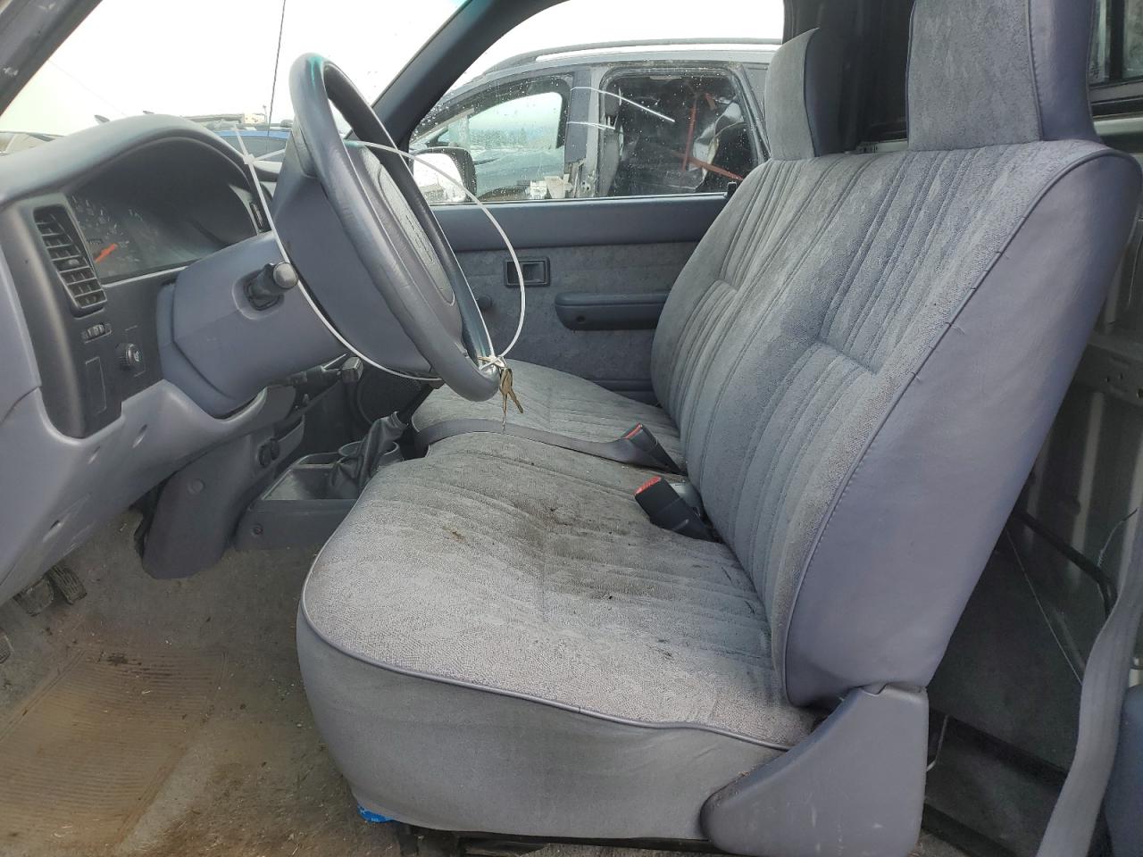 Lot #3258892797 2000 TOYOTA TACOMA