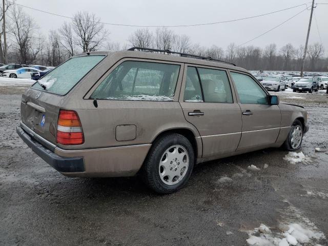 MERCEDES-BENZ 300 TE 1992 WDBEA90E9NF223207 photo #4