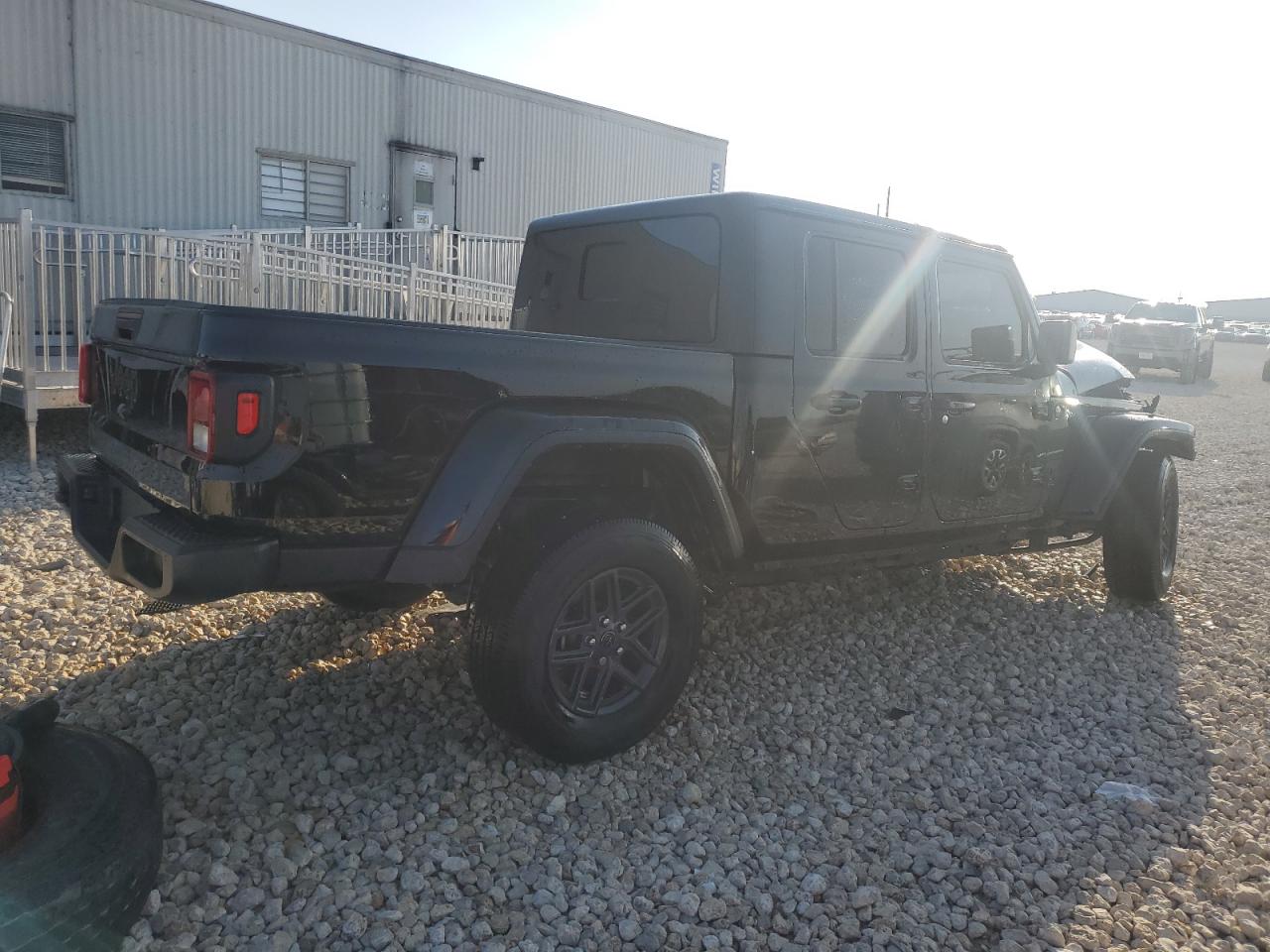 JEEP GLADIATOR SPORT