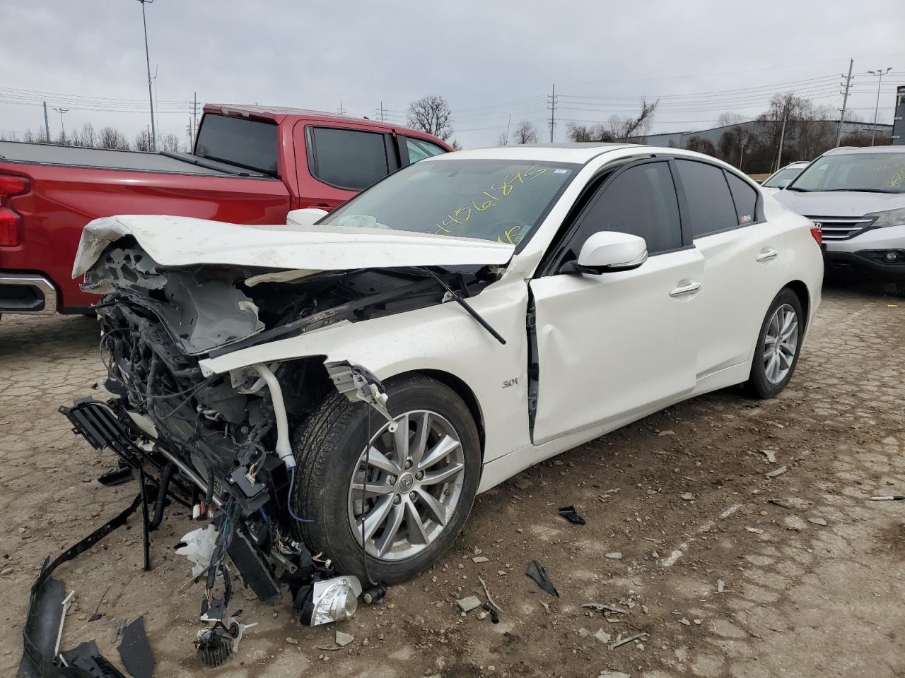 INFINITI Q50 PREMIUM