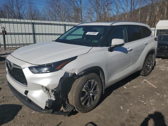2022 TOYOTA HIGHLANDER 5TDGZRBH6NS588874