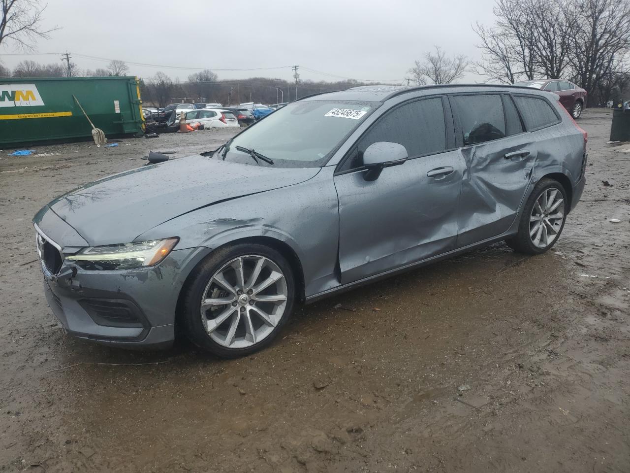 VOLVO V60 T5 MOMENTUM