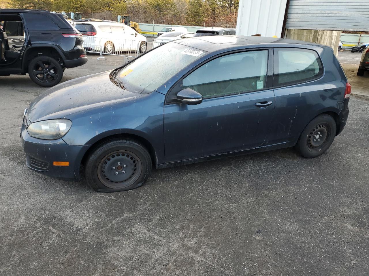 VOLKSWAGEN GOLF