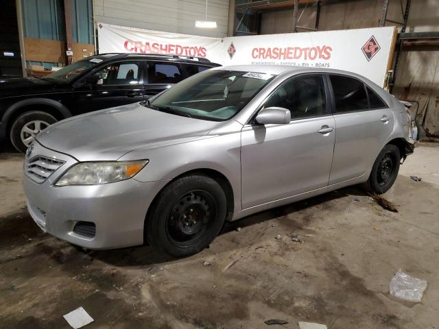 TOYOTA CAMRY BASE