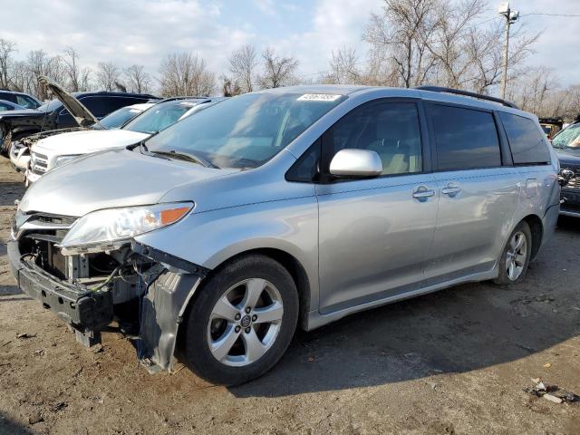 2018 TOYOTA SIENNA LE 5TDKZ3DCXJS938526