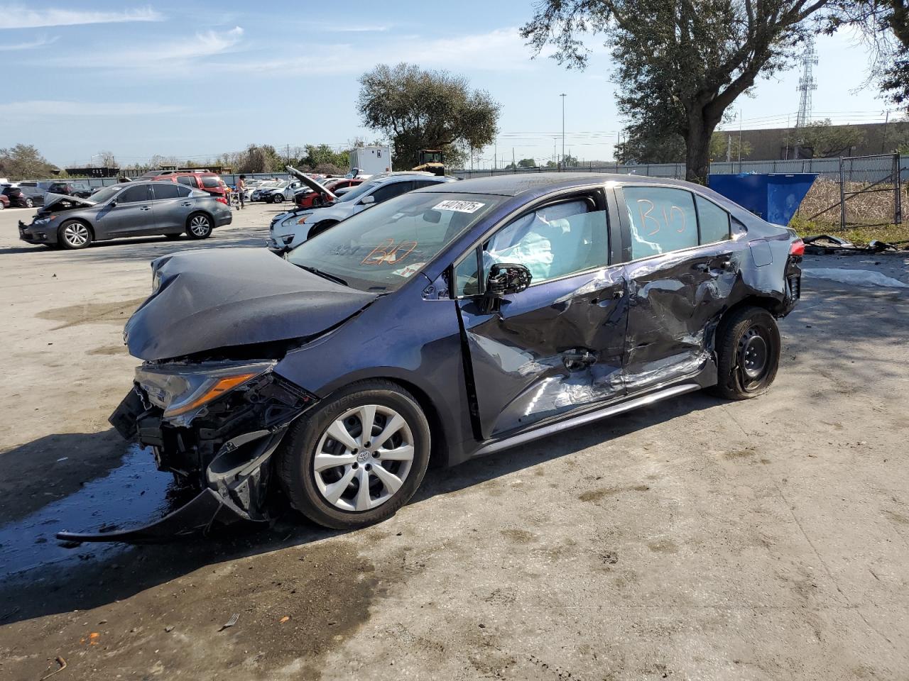 TOYOTA COROLLA LE