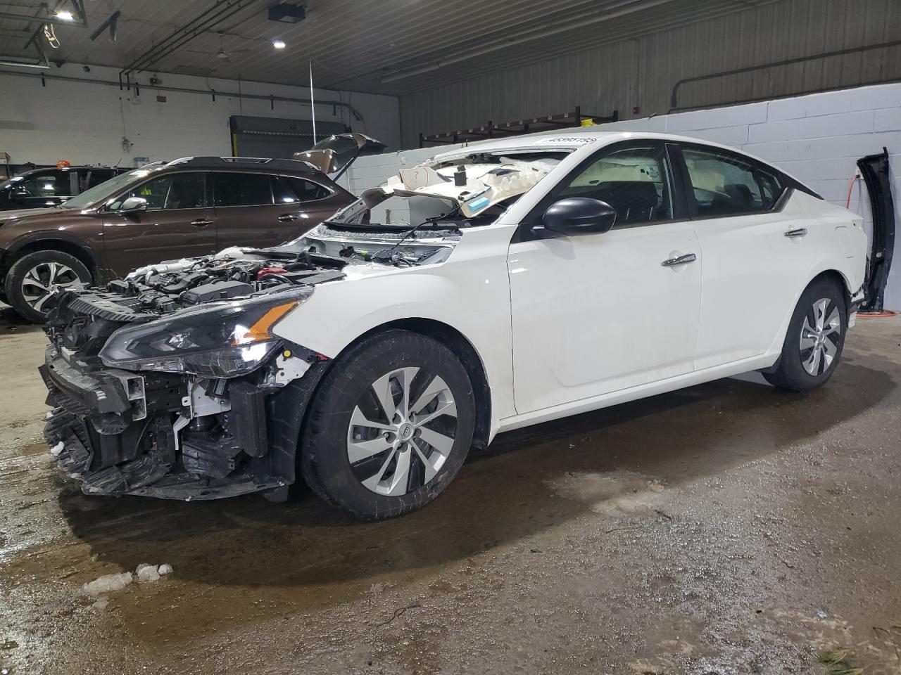 NISSAN ALTIMA S