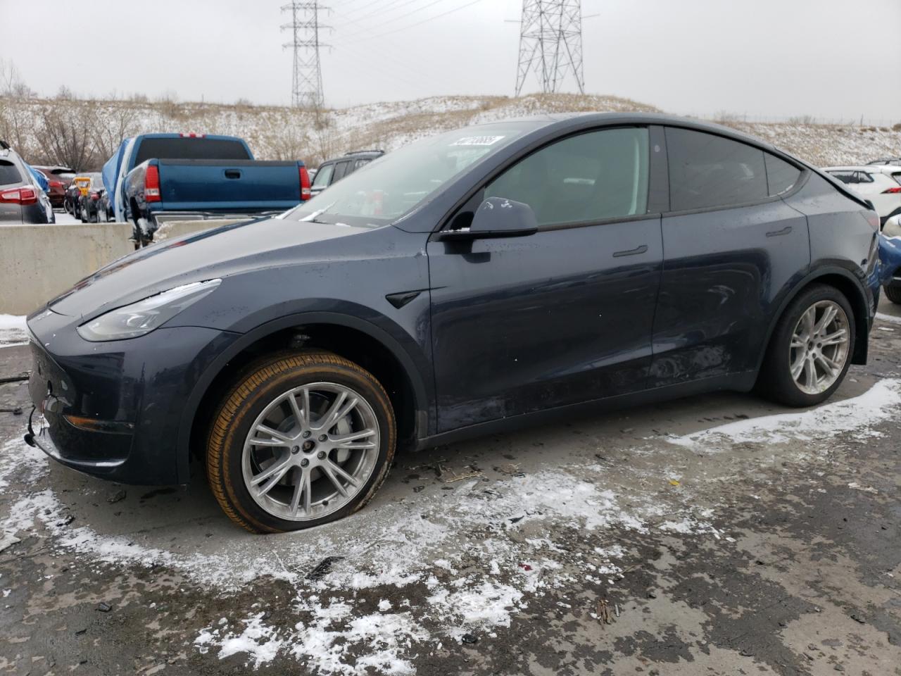 TESLA MODEL Y