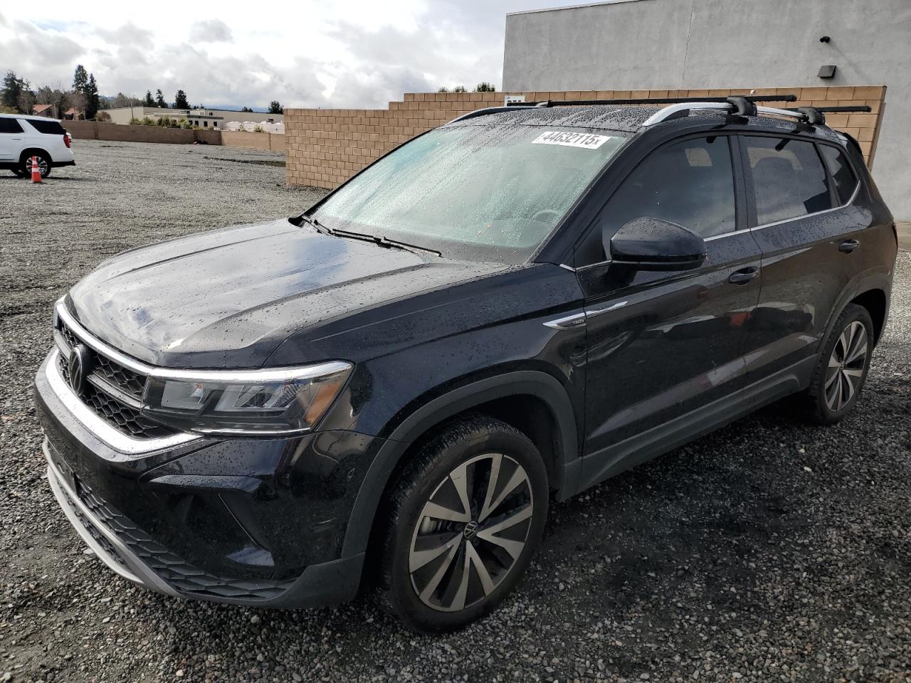 3VVRX7B23NM088946 VOLKSWAGEN TAOS SE 2022
