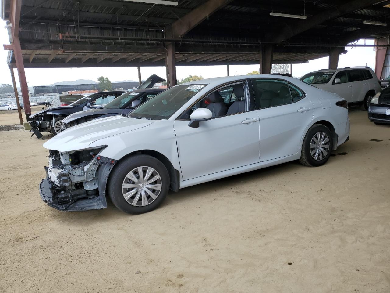 TOYOTA CAMRY LE