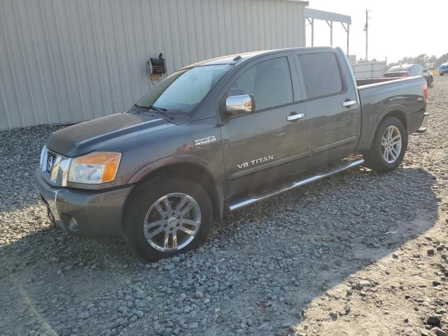 NISSAN TITAN S