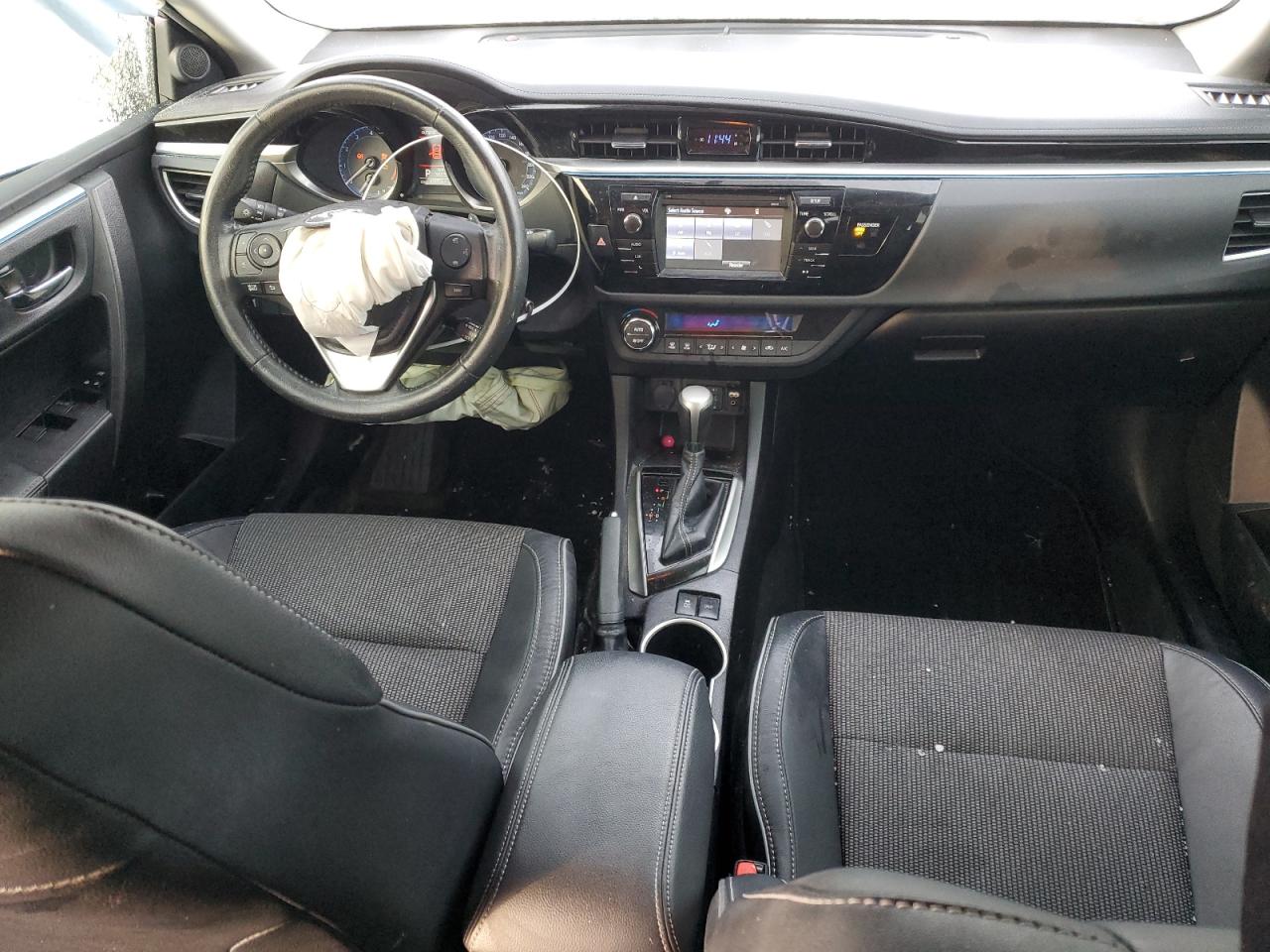 Toyota Corolla l 2015