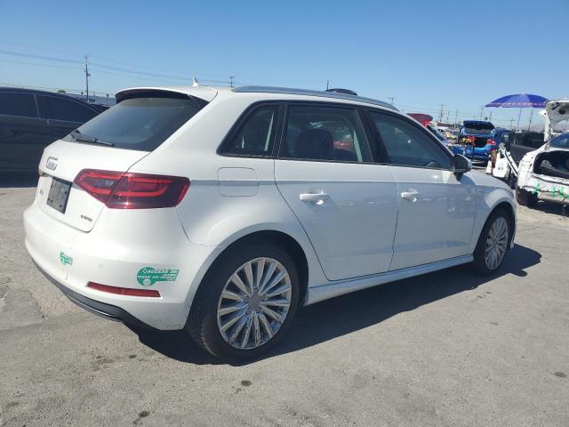 2016 AUDI A3 E-TRON WAUUPBFF7GA086946