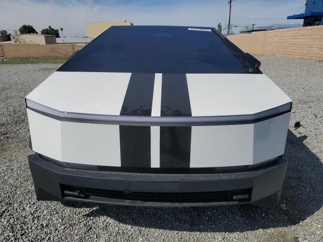 2024 TESLA CYBERTRUCK 7G2CEHEE0RA031839