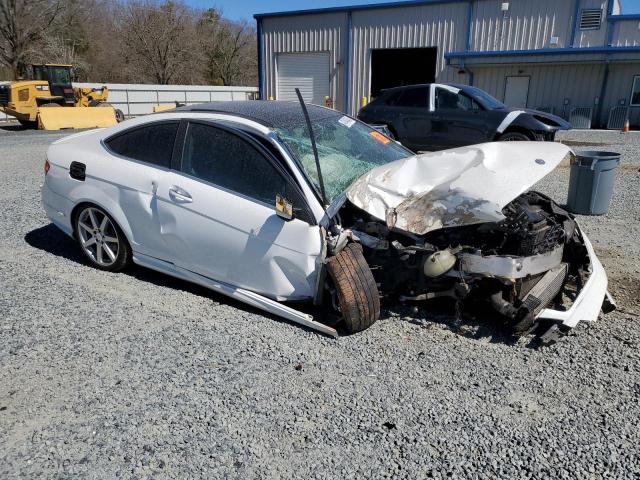 Vin: wddgj4hb4df965560, lot: 47446645, mercedes-benz c-class 250 20134