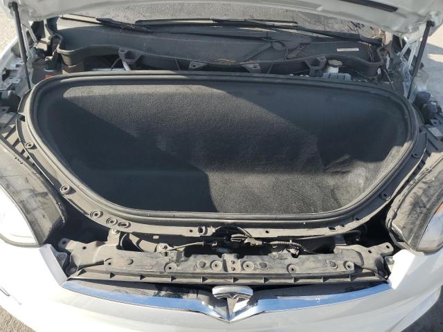 2018 TESLA MODEL X 5YJXCDE27JF105211
