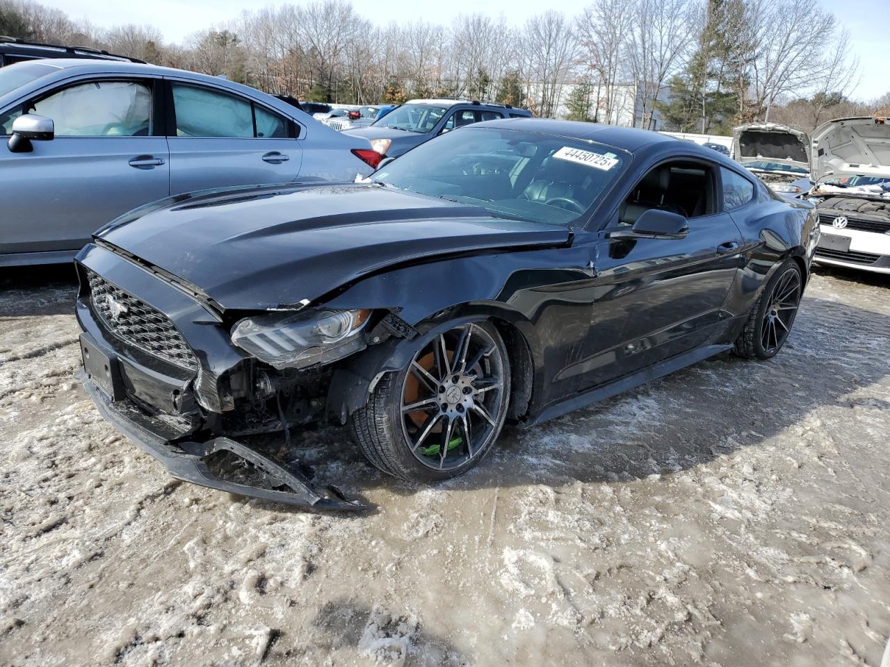 FORD MUSTANG