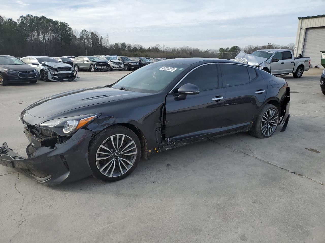 KIA STINGER