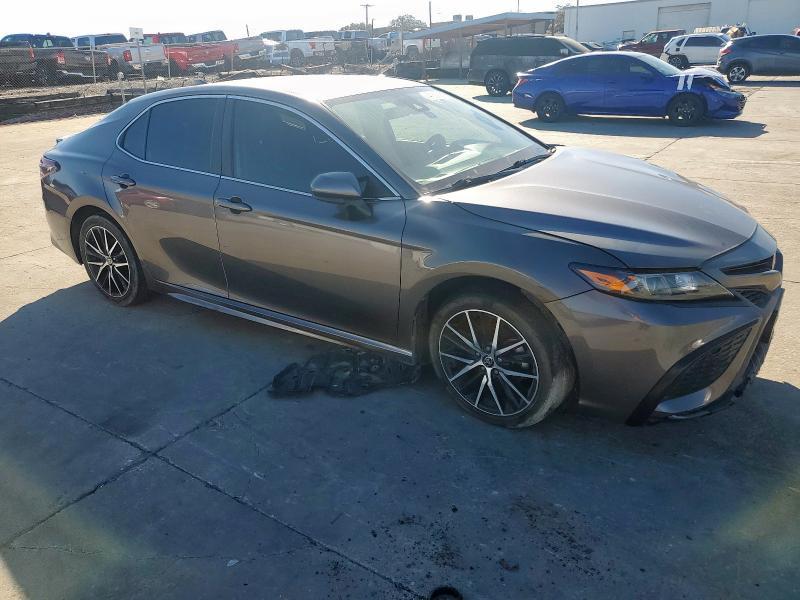 Vin: 4t1g11ak0mu456463, lot: 41637315, toyota camry se 20214