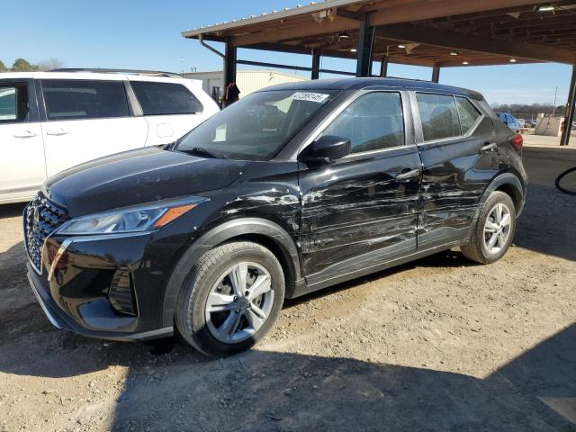 NISSAN KICKS S