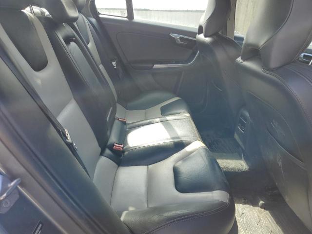 2016 VOLVO S60 CROSS YV4612UM2G2001288