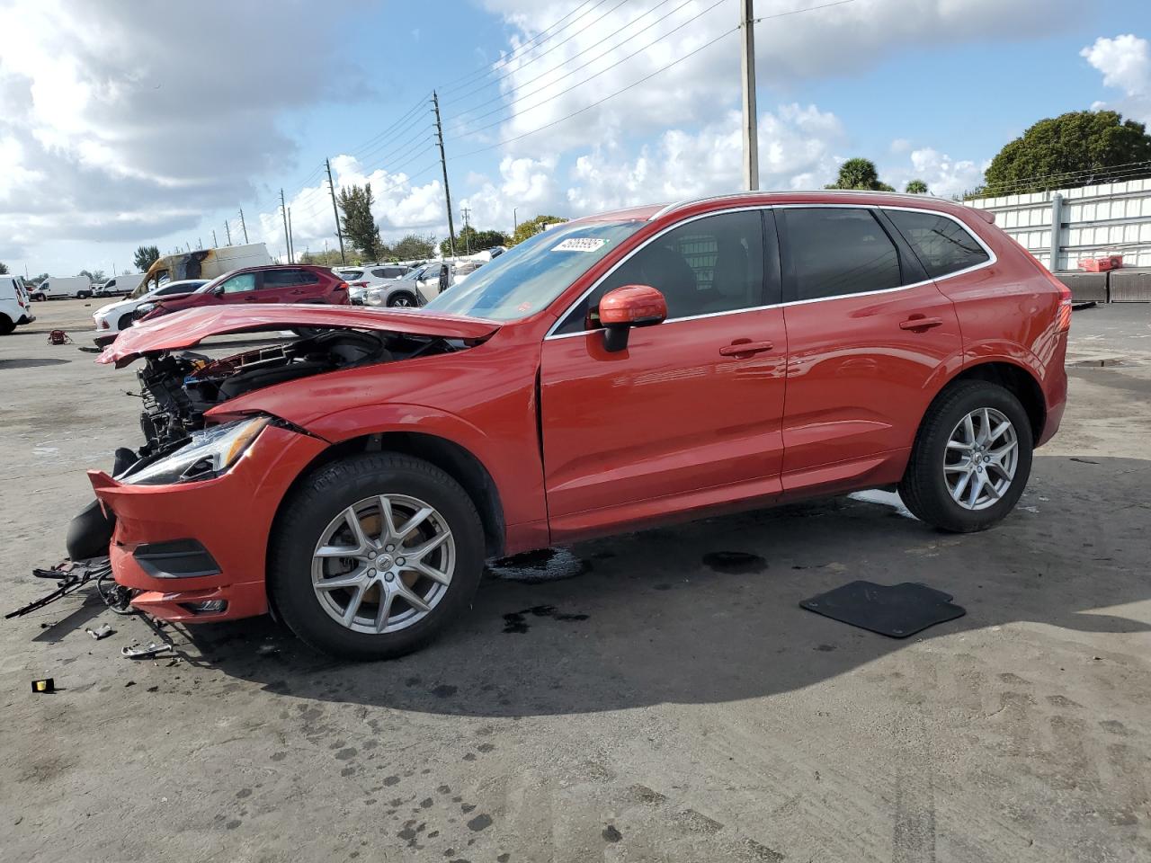 YV4102DK6M1760331 VOLVO XC60 T5 MO 2021