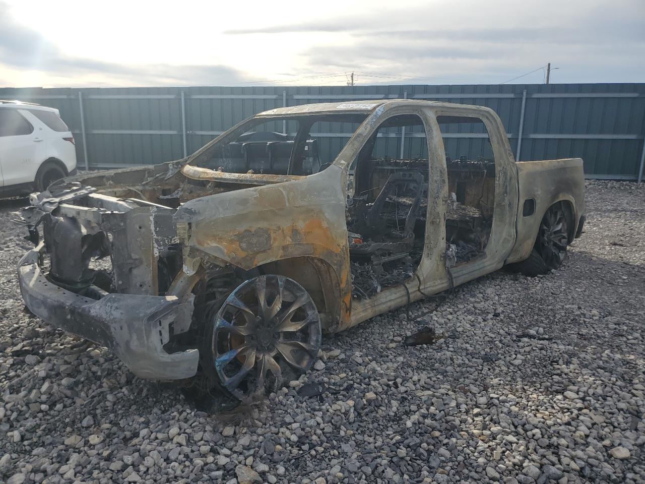 CHEVROLET SILVERADO K1500 RST