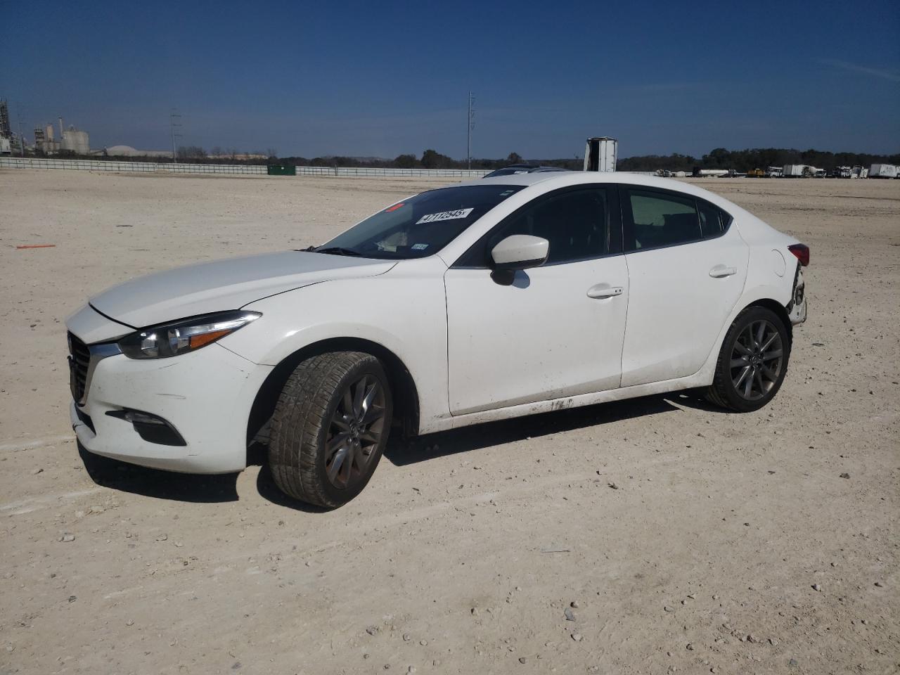 MAZDA 3 TOURING