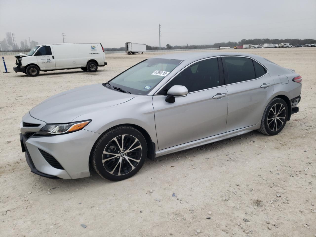 TOYOTA CAMRY L