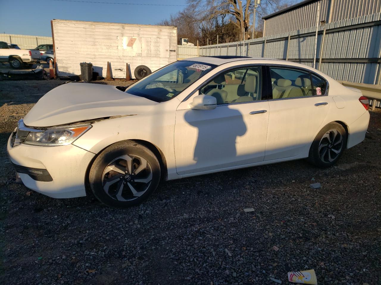 1HGCR3F82HA014846 HONDA ACCORD EXL 2017