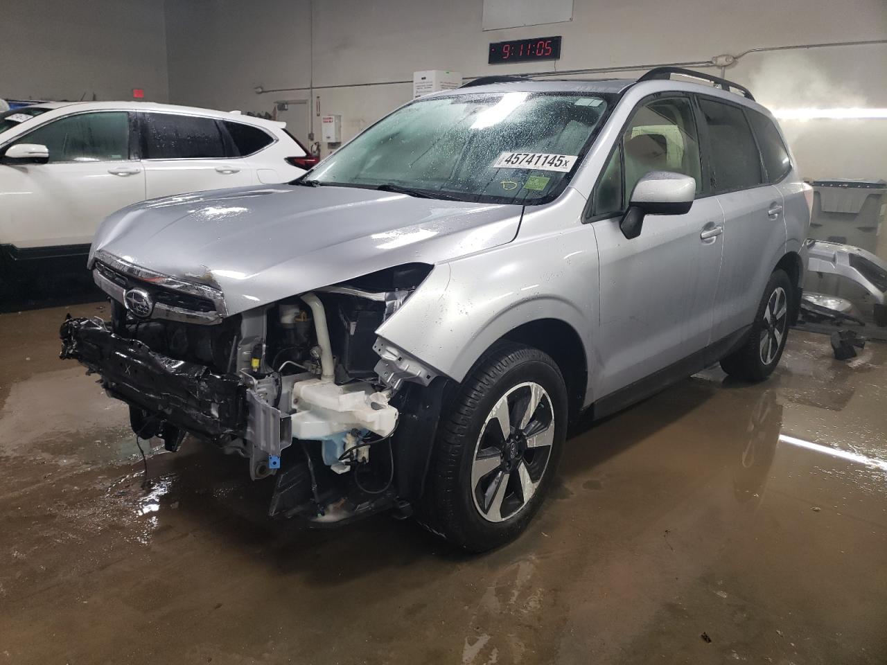 JF2SJAGC8HH562805 SUBARU FORESTER 2 2017