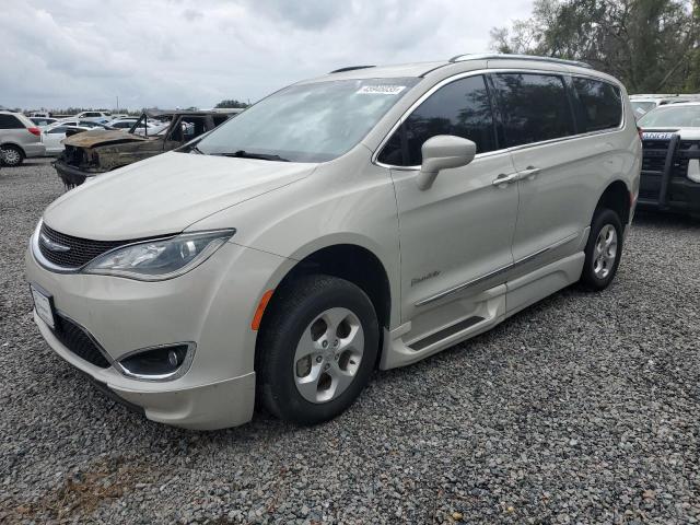Vin: 2c4rc1eg3hr720775, lot: 45946035, chrysler pacifica touring l plus 20171