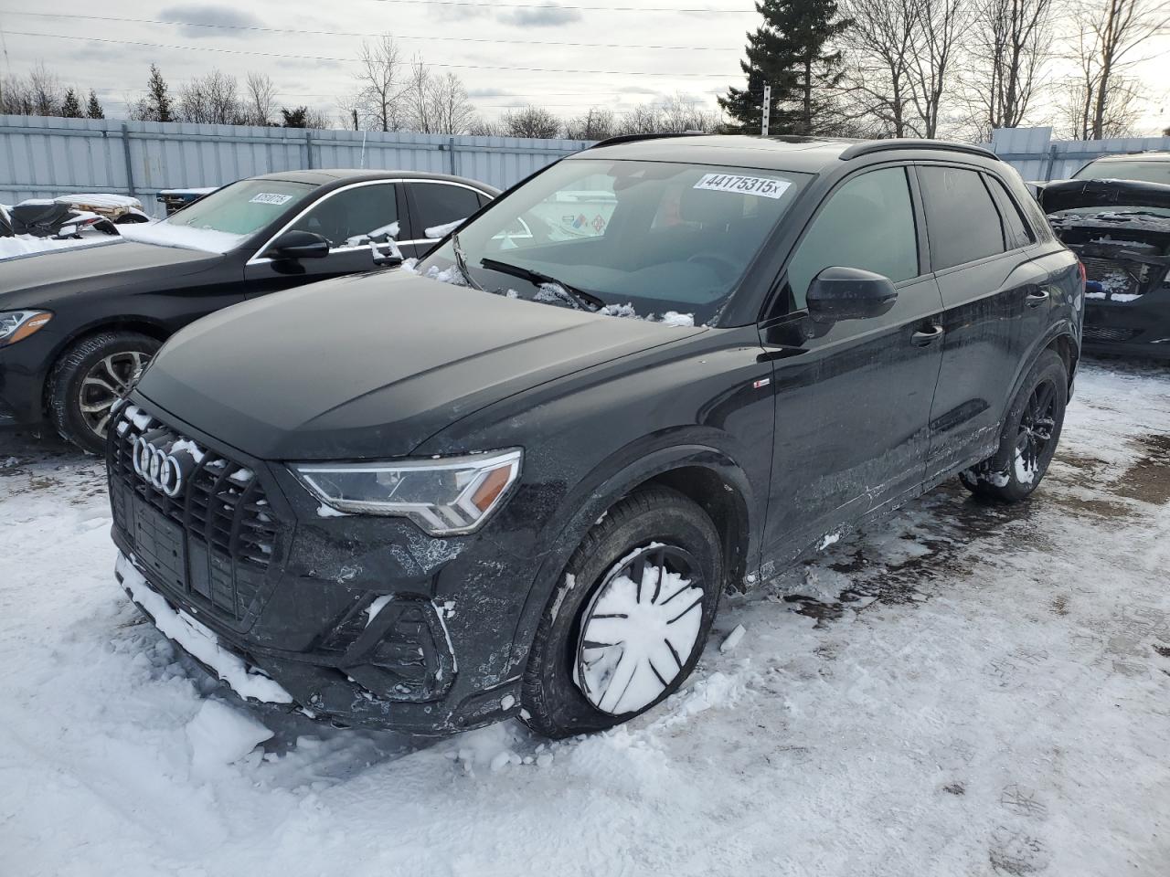 WA1FECF38M1146414 AUDI Q3 TECHNIK 2021