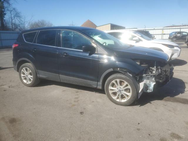 Vin: 1fmcu9gd9huc17609, lot: 44767965, ford escape se 20174