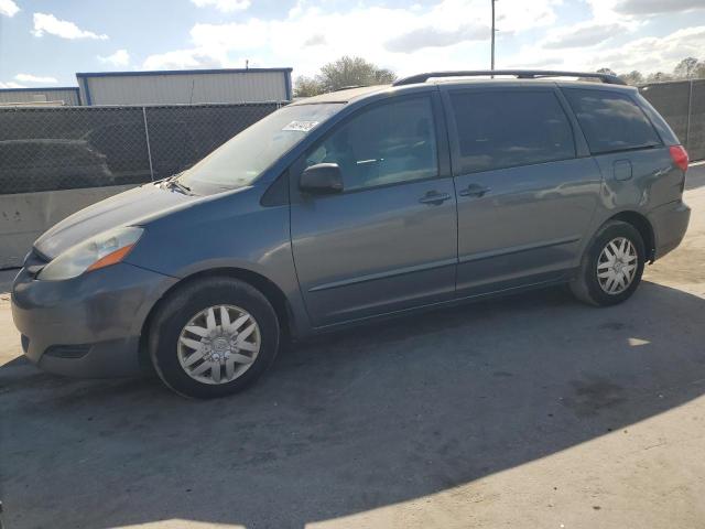 TOYOTA SIENNA CE