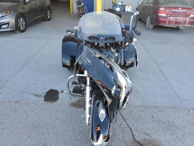 2018 INDIAN MOTORCYCLE CO. CHIEFTAIN - 56KTFAAA7J3361843