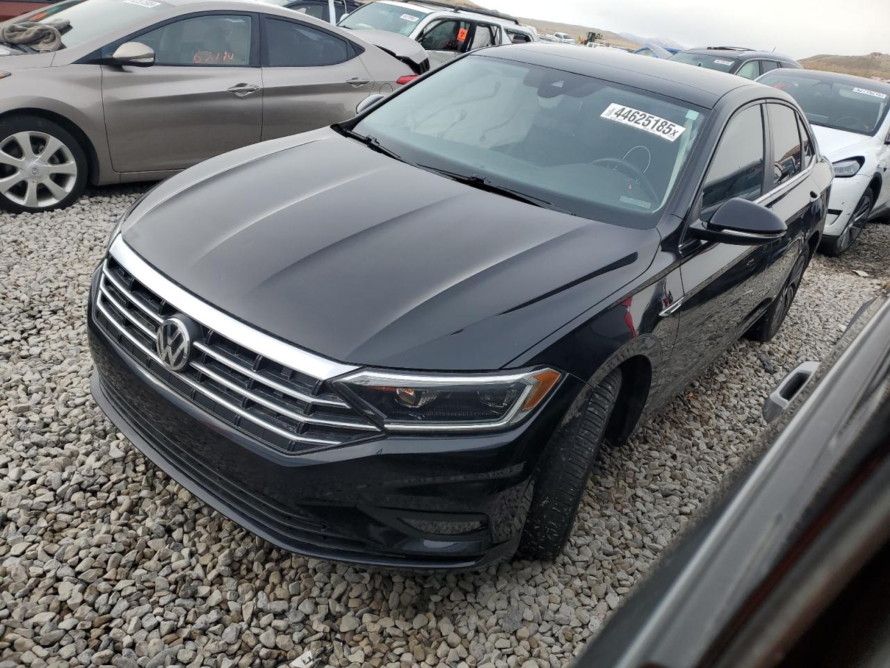 3VWG57BUXKM113718 VOLKSWAGEN JETTA SEL 2019